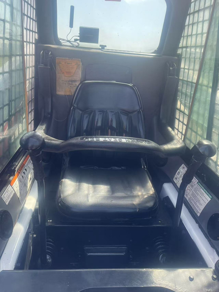 Bobcat S160 - Kompaktlaadur: pilt 5 Bobcat S160 - Kompaktlaadur: pilt 5