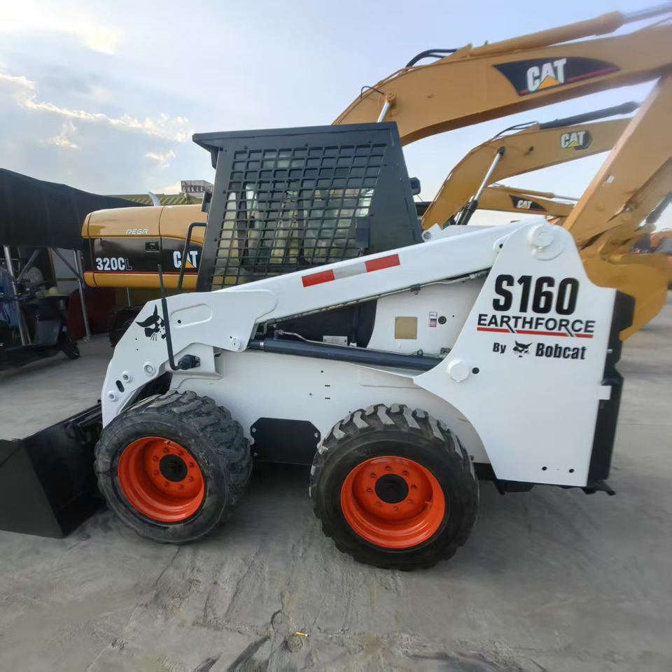 Bobcat S160 - Kompaktlaadur: pilt 1 Bobcat S160 - Kompaktlaadur: pilt 1