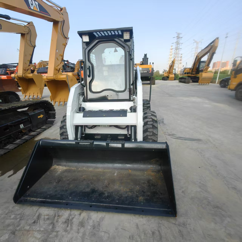 Bobcat S160 - Kompaktlaadur: pilt 2 Bobcat S160 - Kompaktlaadur: pilt 2