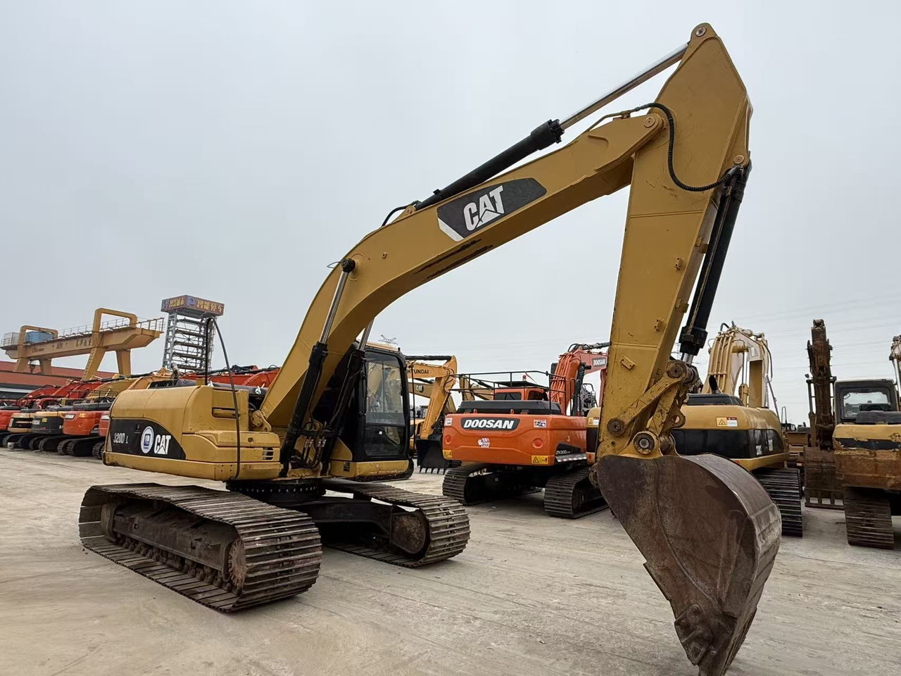 CAT 320D - Lintekskavaator: pilt 5 CAT 320D - Lintekskavaator: pilt 5