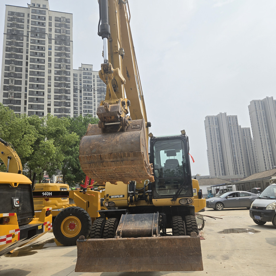 CAT M320D2 - Ratastel ekskavaator: pilt 2 CAT M320D2 - Ratastel ekskavaator: pilt 2