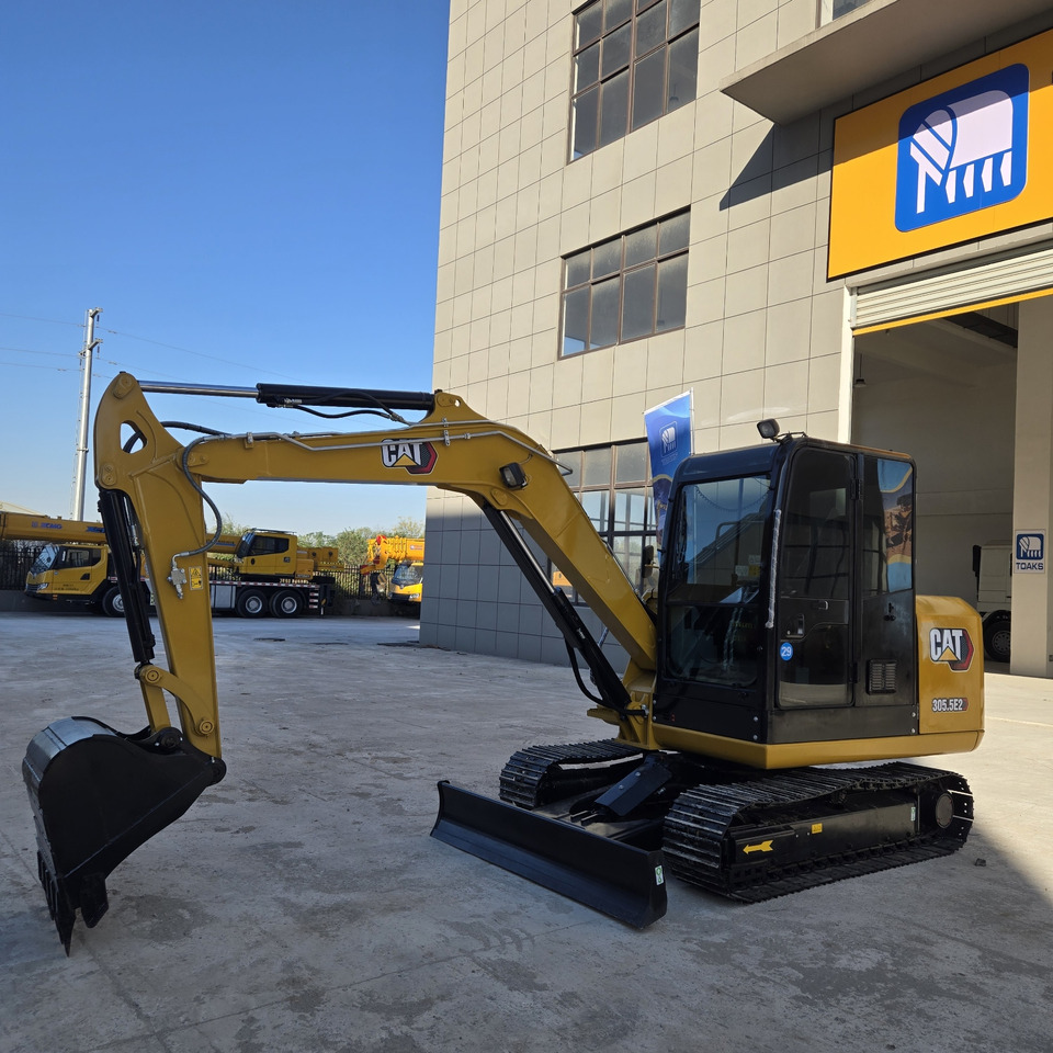 CATERPILLAR 305.5E2 - Miniekskavaator: pilt 2 CATERPILLAR 305.5E2 - Miniekskavaator: pilt 2