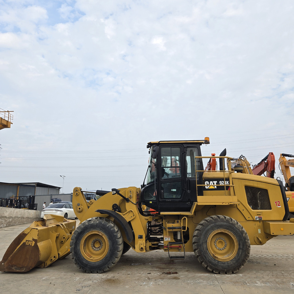CATERPILLAR 924K - Ratastel ekskavaator: pilt 3 CATERPILLAR 924K - Ratastel ekskavaator: pilt 3