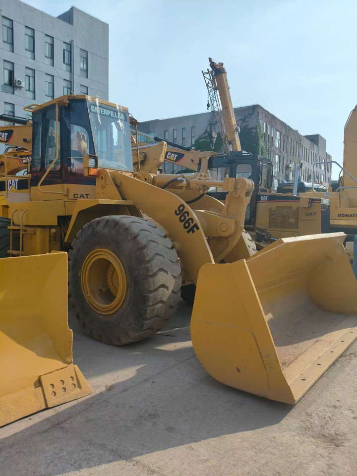 CATERPILLAR 966F - Rataslaadur: pilt 5 CATERPILLAR 966F - Rataslaadur: pilt 5