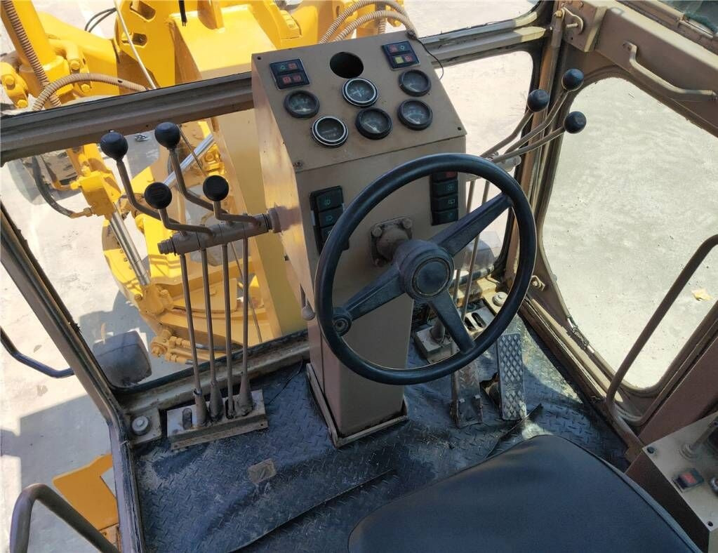 Caterpillar 140 G - Teehöövel: pilt 2 Caterpillar 140 G - Teehöövel: pilt 2