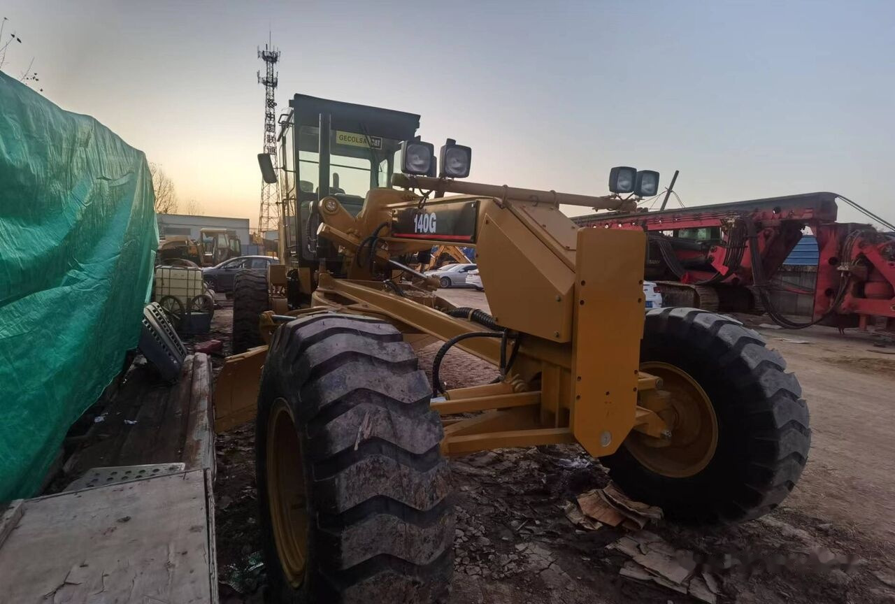 Caterpillar 140G - Teehöövel: pilt 3 Caterpillar 140G - Teehöövel: pilt 3