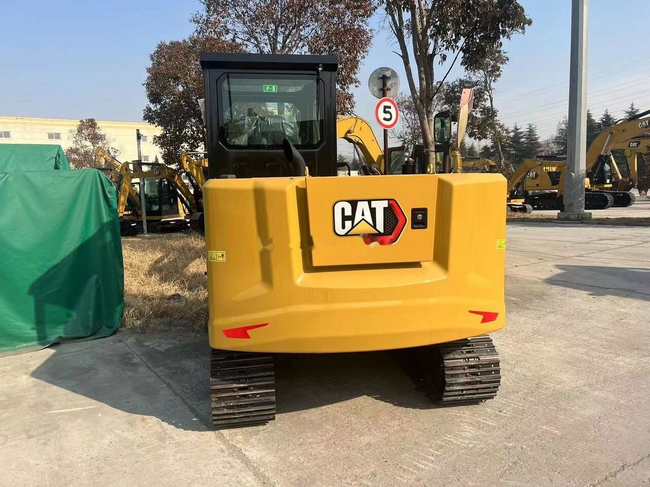 Caterpillar 305.5 Brand New - Miniekskavaator: pilt 2 Caterpillar 305.5 Brand New - Miniekskavaator: pilt 2