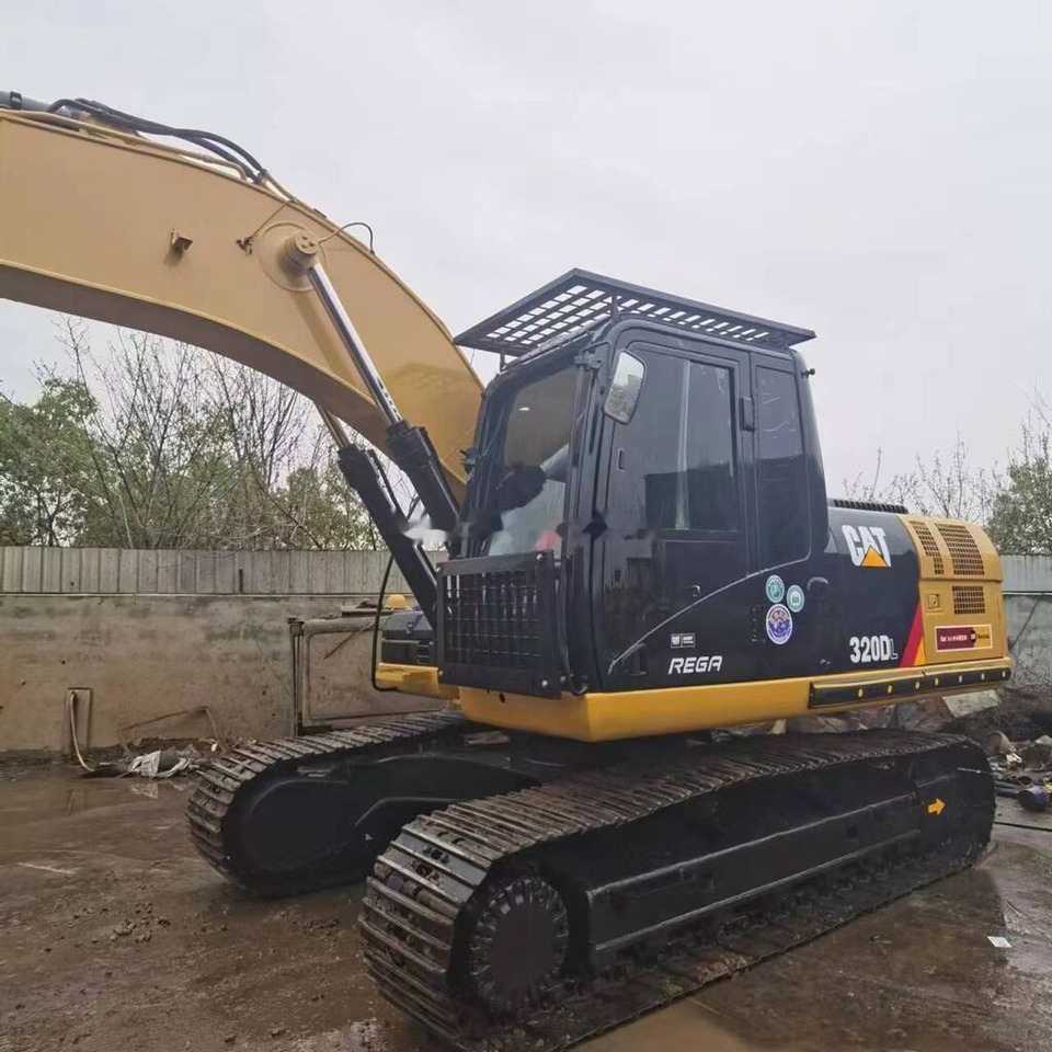 Caterpillar 320D - Lintekskavaator: pilt 2 Caterpillar 320D - Lintekskavaator: pilt 2