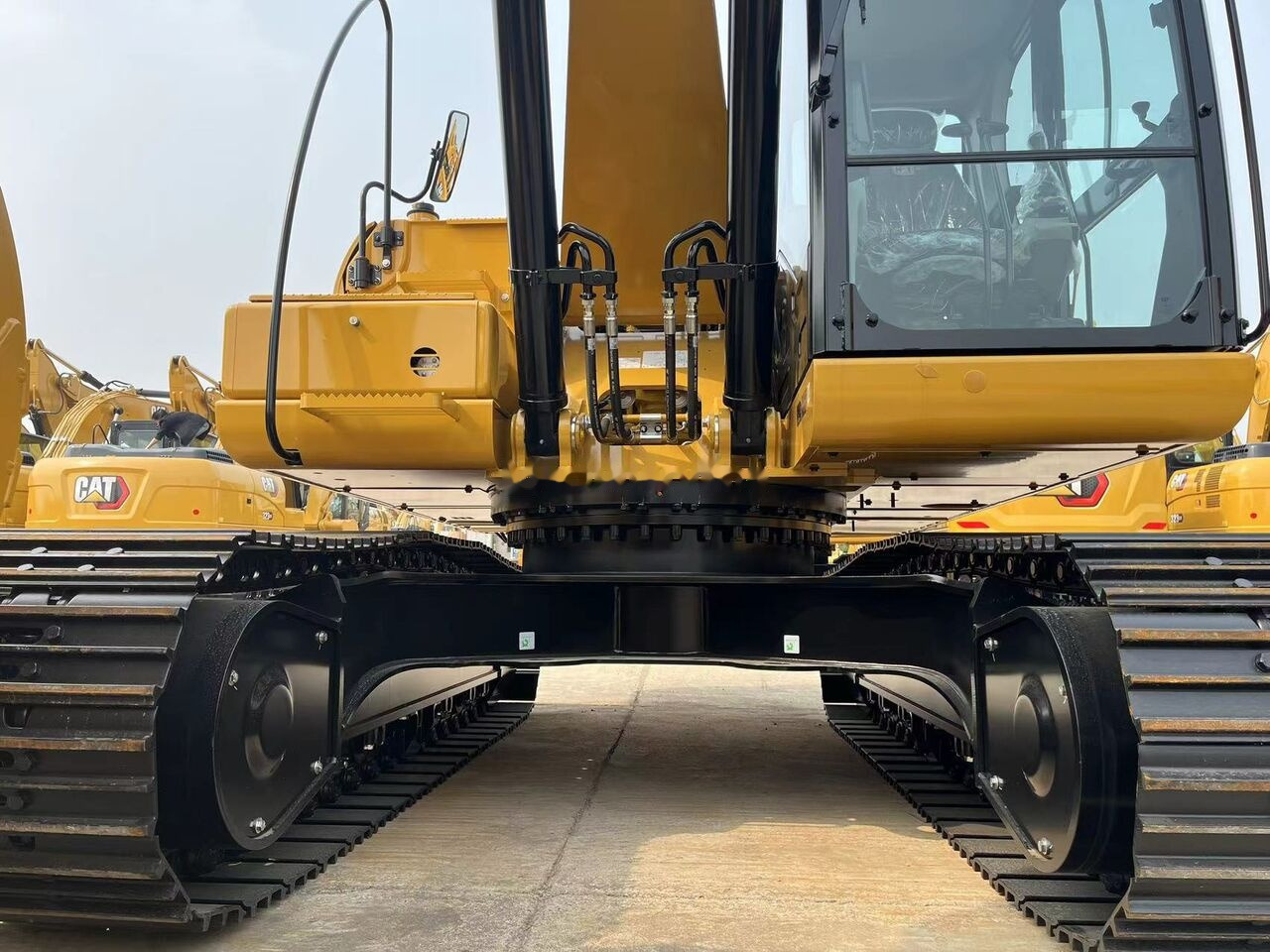 Caterpillar 320GX New machine - Lintekskavaator: pilt 1 Caterpillar 320GX New machine - Lintekskavaator: pilt 1