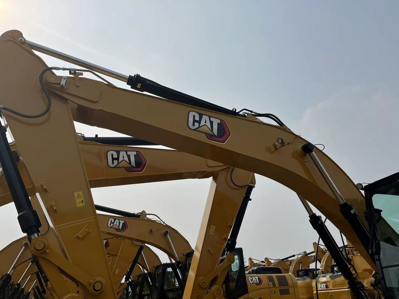 Caterpillar 320GX New machine - Lintekskavaator: pilt 2 Caterpillar 320GX New machine - Lintekskavaator: pilt 2