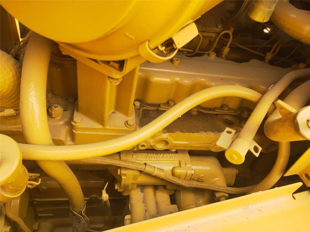 Caterpillar D 6 R - Buldooser: pilt 2 Caterpillar D 6 R - Buldooser: pilt 2