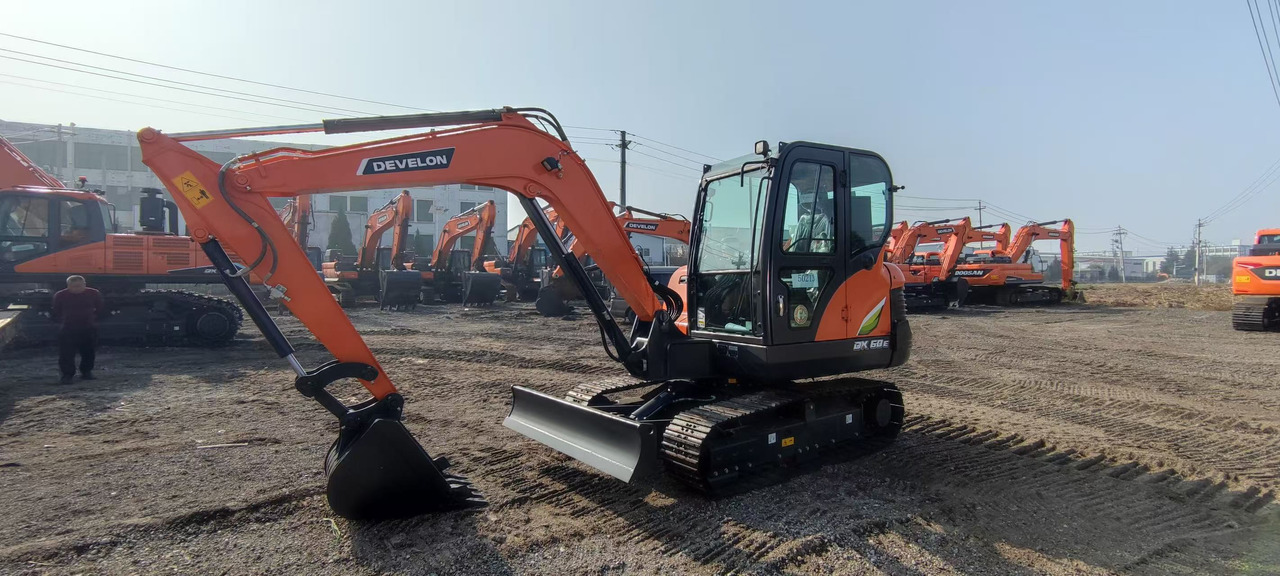 DOOSAN DX60E - Miniekskavaator: pilt 2 DOOSAN DX60E - Miniekskavaator: pilt 2