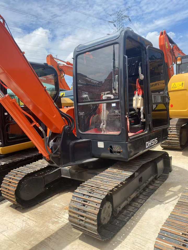Doosan DH55 - Miniekskavaator: pilt 4 Doosan DH55 - Miniekskavaator: pilt 4