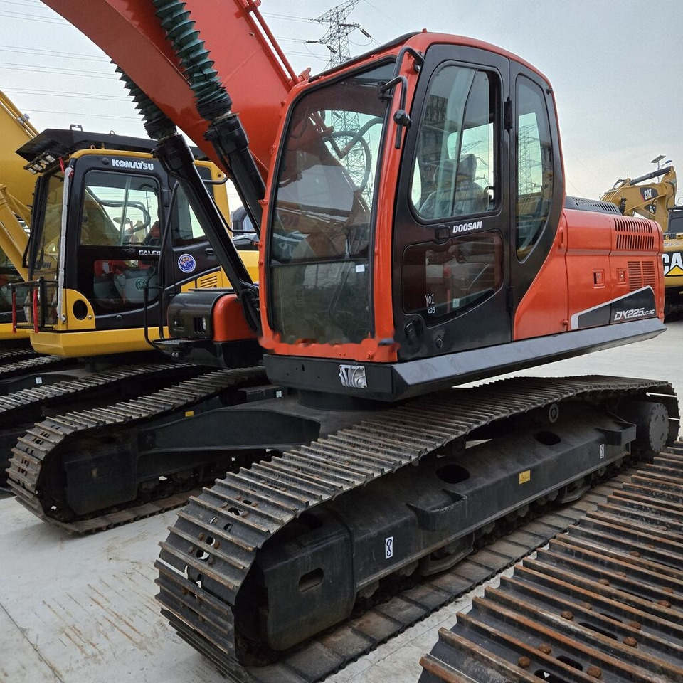 Doosan DX225LC - Lintekskavaator: pilt 5 Doosan DX225LC - Lintekskavaator: pilt 5