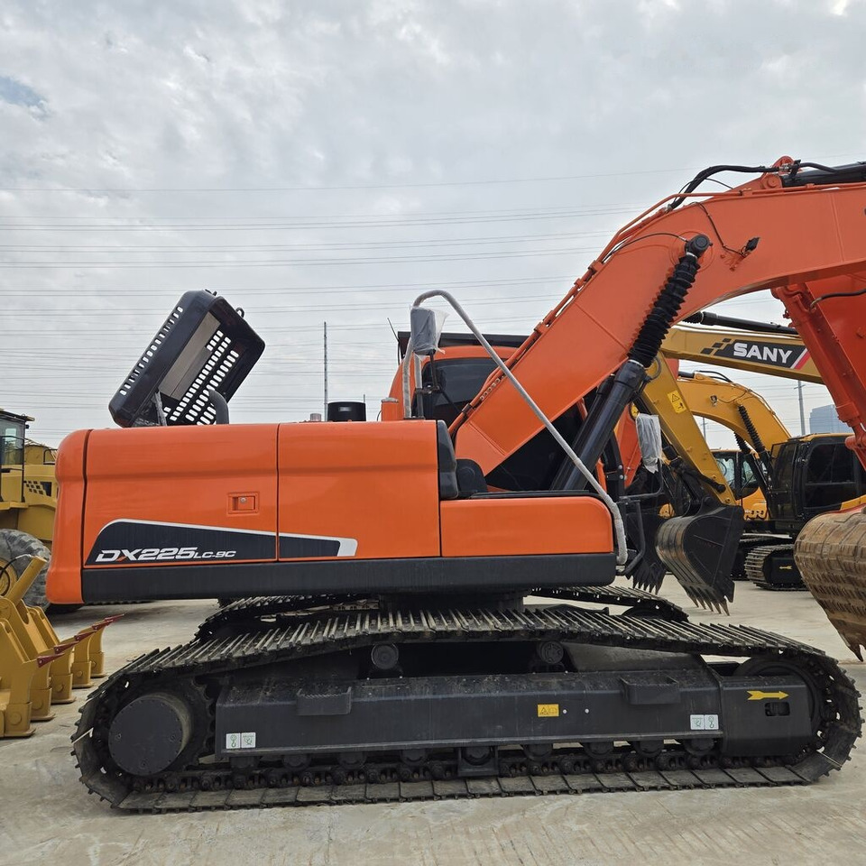 Doosan DX225LC - Lintekskavaator: pilt 5 Doosan DX225LC - Lintekskavaator: pilt 5