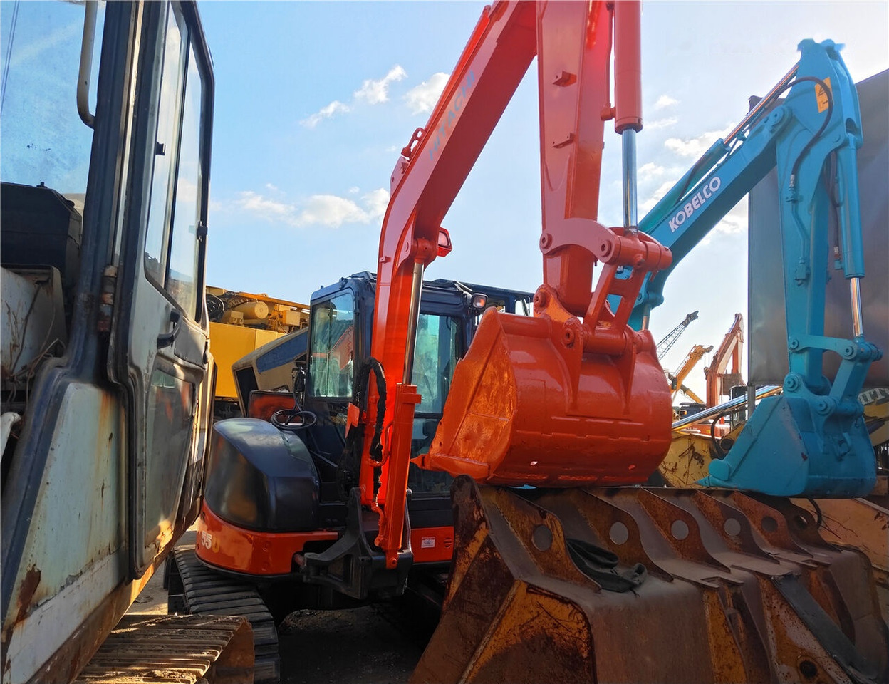 Hitachi ZX55UR - Miniekskavaator: pilt 4 Hitachi ZX55UR - Miniekskavaator: pilt 4