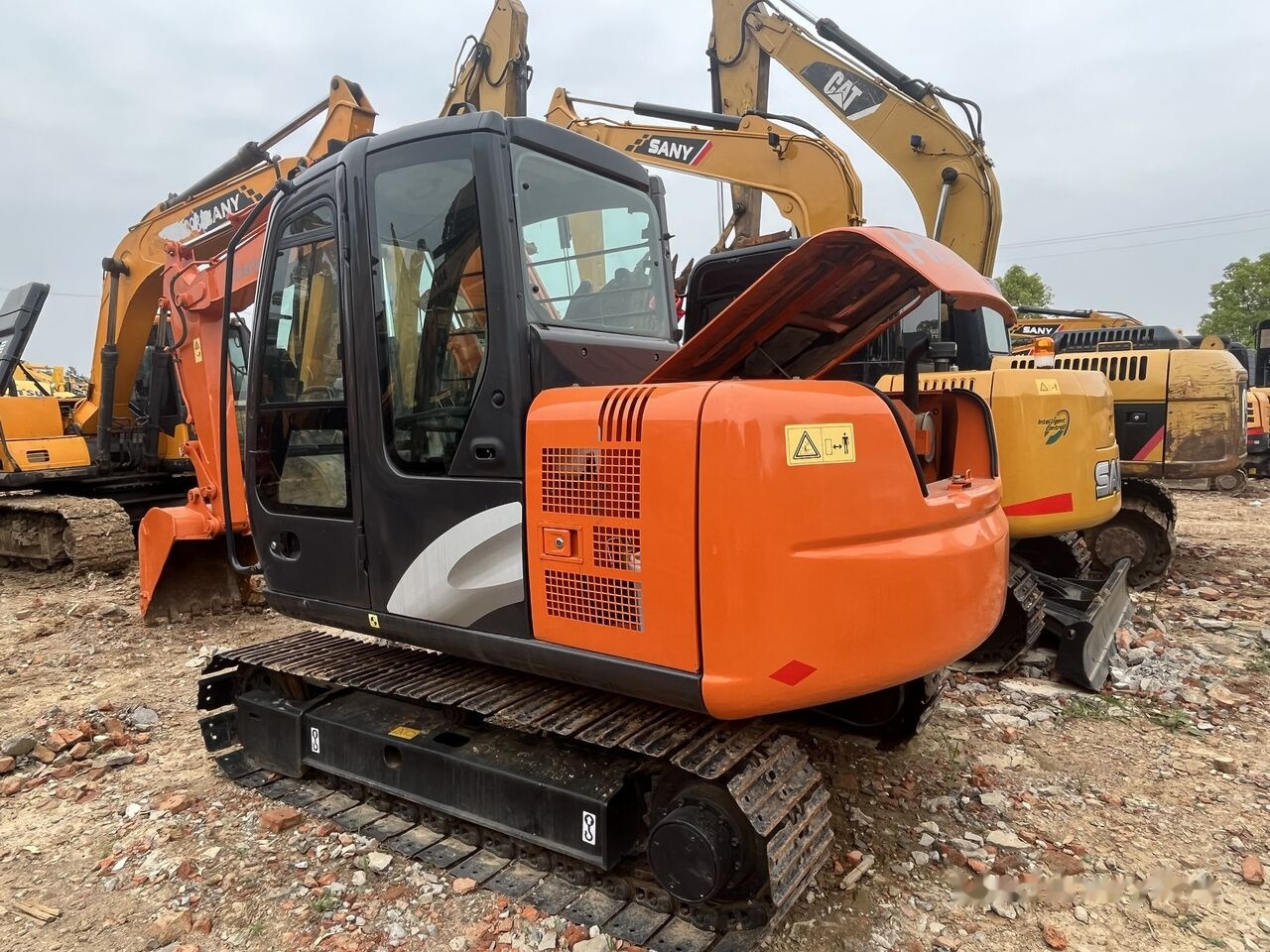 Hitachi ZX70 - Miniekskavaator: pilt 4 Hitachi ZX70 - Miniekskavaator: pilt 4