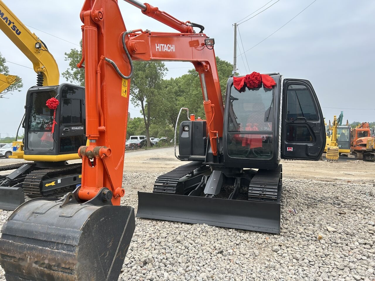 Hitachi zx70 - Lintekskavaator: pilt 4 Hitachi zx70 - Lintekskavaator: pilt 4
