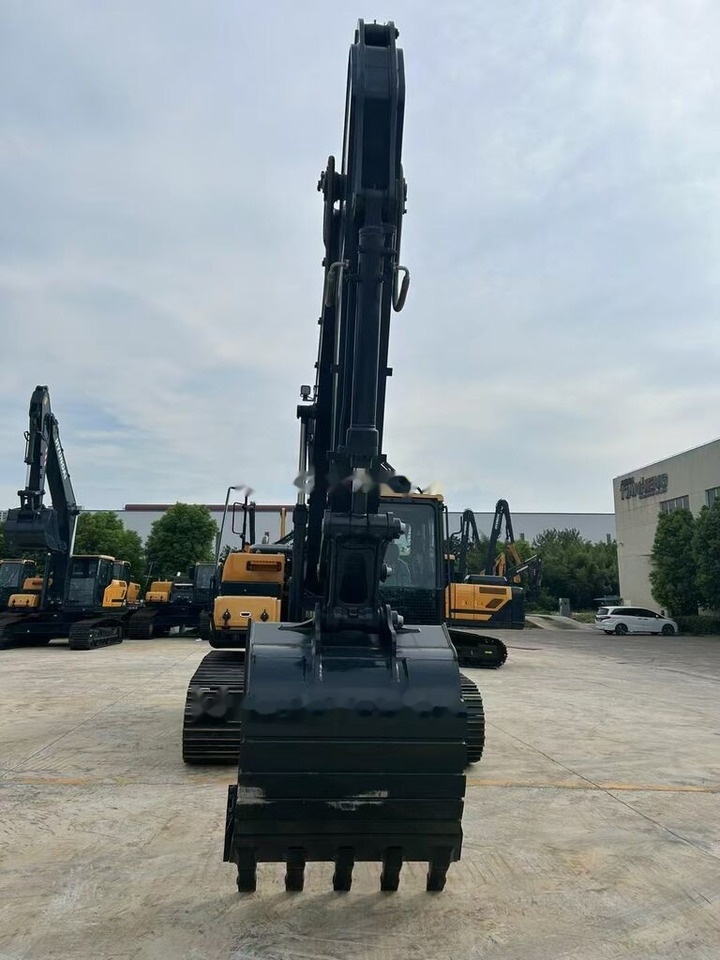 Hyundai HX220 New - Lintekskavaator: pilt 4 Hyundai HX220 New - Lintekskavaator: pilt 4