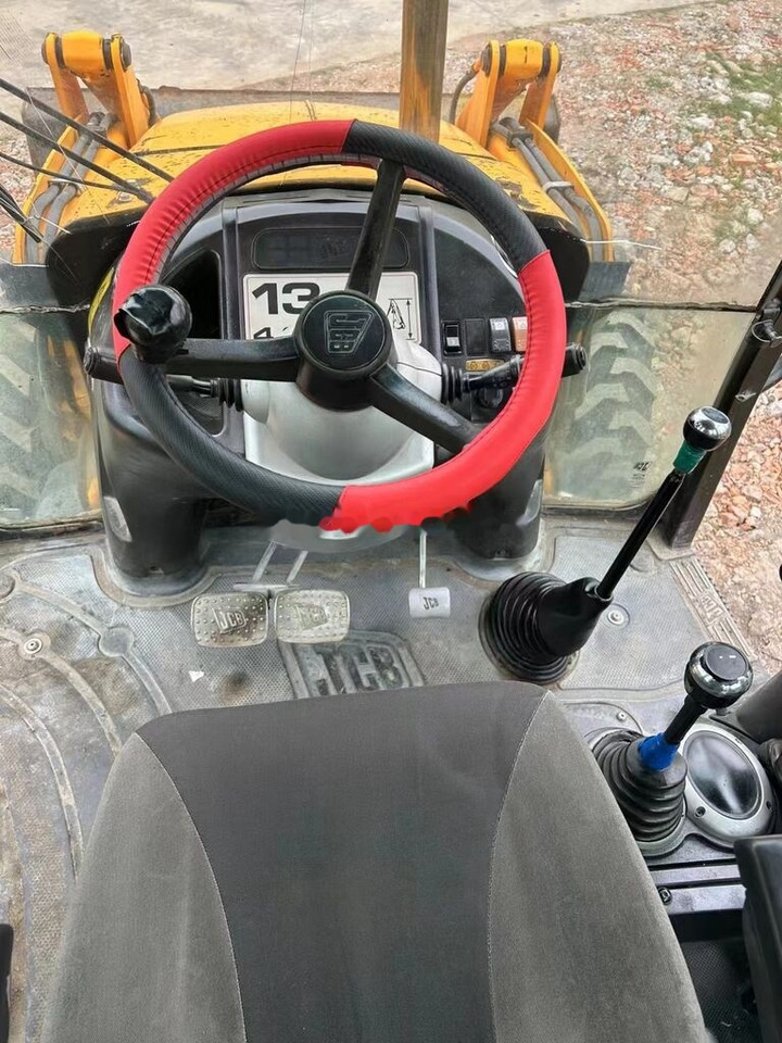 JCB 3CX - Ekskavaator-laadur: pilt 3 JCB 3CX - Ekskavaator-laadur: pilt 3