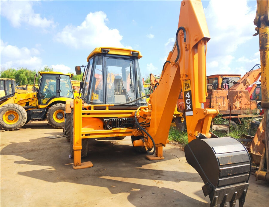 JCB 4CX - Ekskavaator-laadur: pilt 4 JCB 4CX - Ekskavaator-laadur: pilt 4