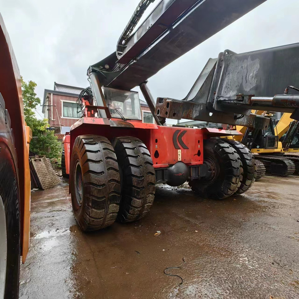 KALMAR DRF450-60S5 - Ebatasasel maastikul kohanduv kahveltõstuk: pilt 4 KALMAR DRF450-60S5 - Ebatasasel maastikul kohanduv kahveltõstuk: pilt 4