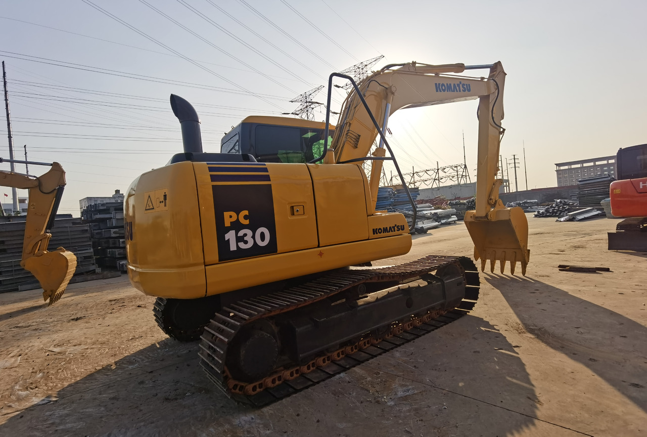 KOMATSU PC130-7 - Miniekskavaator: pilt 2 KOMATSU PC130-7 - Miniekskavaator: pilt 2