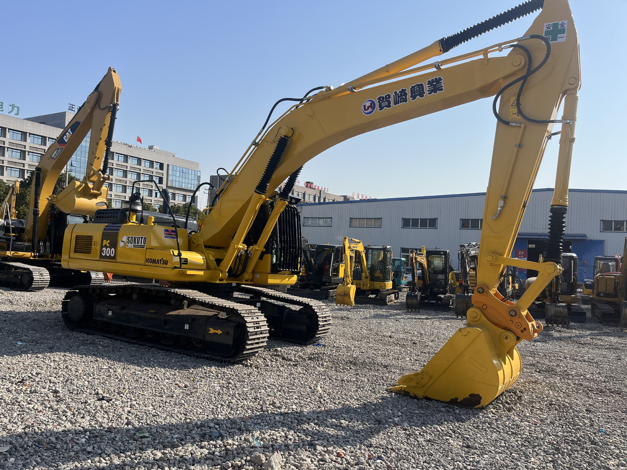 KOMATSU PC300-7 - Lintekskavaator: pilt 4 KOMATSU PC300-7 - Lintekskavaator: pilt 4