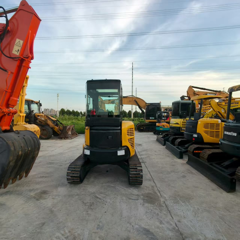 KOMATSU PC35 - Miniekskavaator: pilt 5 KOMATSU PC35 - Miniekskavaator: pilt 5