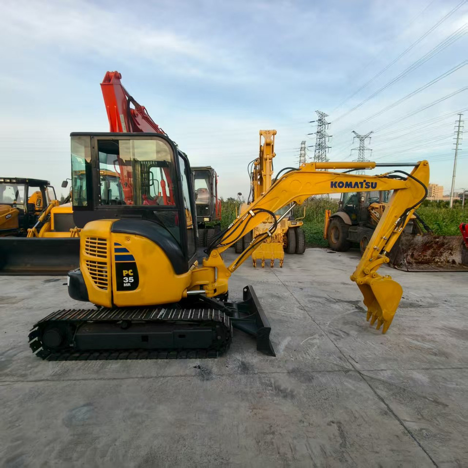 KOMATSU PC35MR - Miniekskavaator: pilt 3 KOMATSU PC35MR - Miniekskavaator: pilt 3