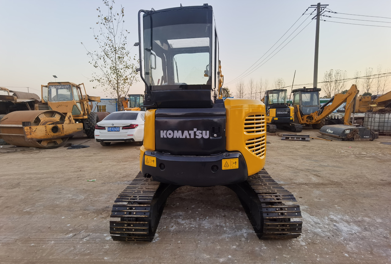 KOMATSU PC50MR - Miniekskavaator: pilt 3 KOMATSU PC50MR - Miniekskavaator: pilt 3