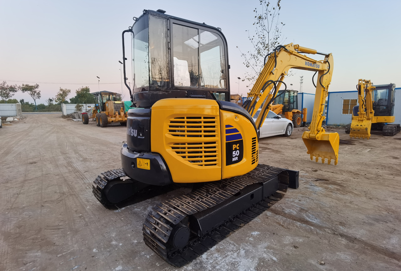 KOMATSU PC50MR - Miniekskavaator: pilt 2 KOMATSU PC50MR - Miniekskavaator: pilt 2
