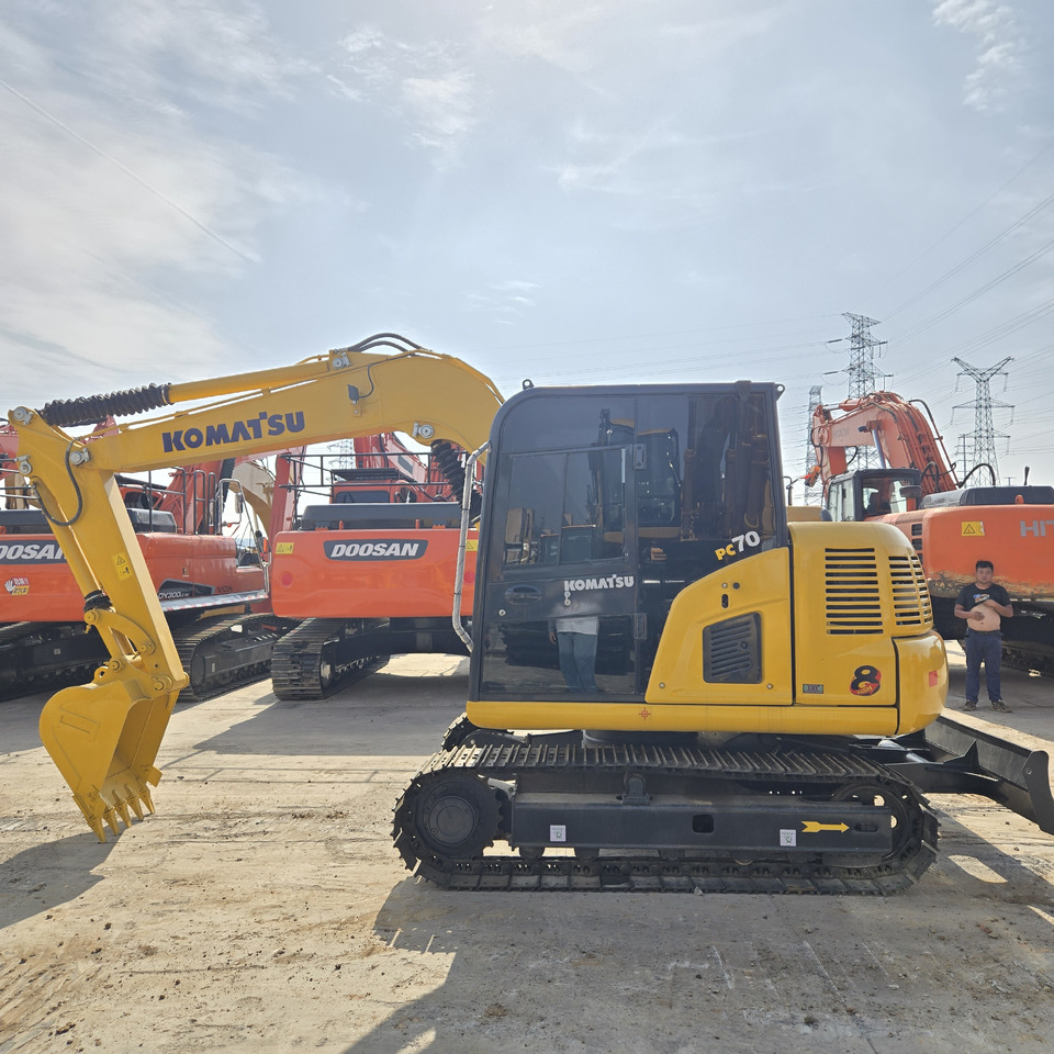 KOMATSU PC70-8 - Miniekskavaator: pilt 4 KOMATSU PC70-8 - Miniekskavaator: pilt 4