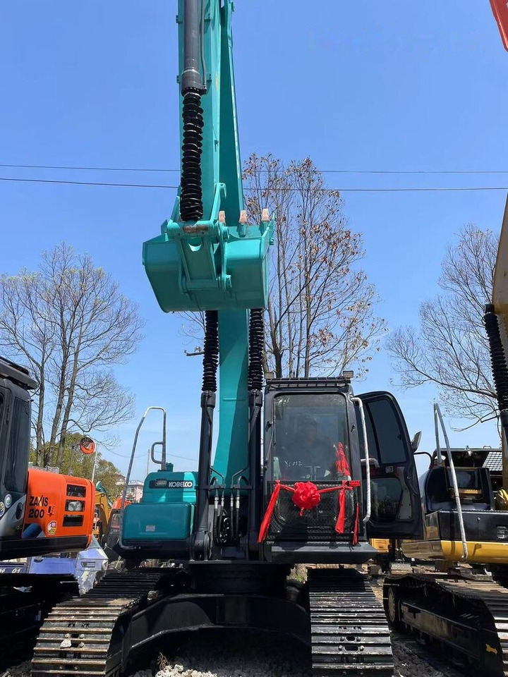 Kobelco SK200 - Lintekskavaator: pilt 2 Kobelco SK200 - Lintekskavaator: pilt 2