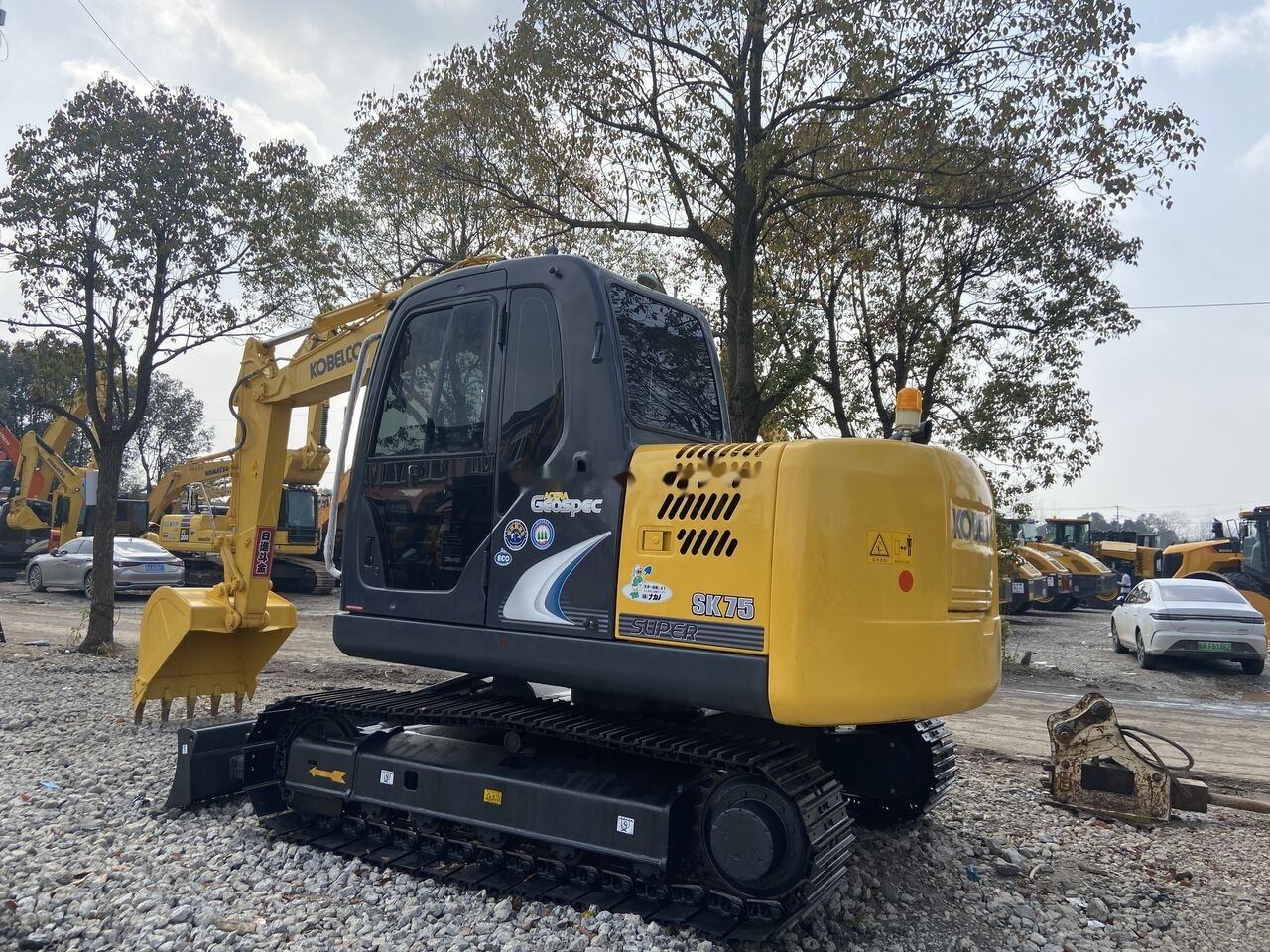 Kobelco SK75-8 - Miniekskavaator: pilt 5 Kobelco SK75-8 - Miniekskavaator: pilt 5