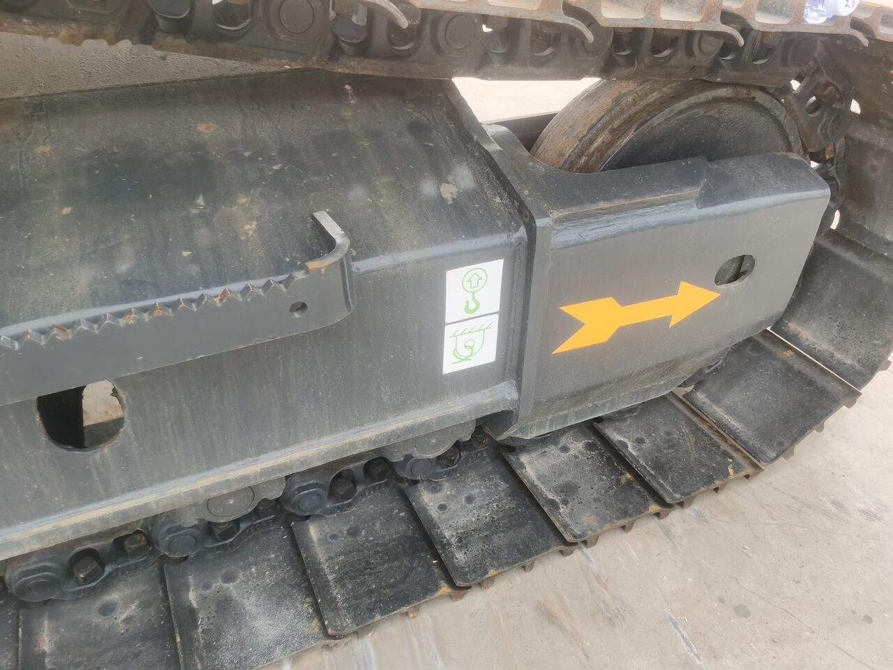 Komatsu PC200-8 - Lintekskavaator: pilt 3 Komatsu PC200-8 - Lintekskavaator: pilt 3