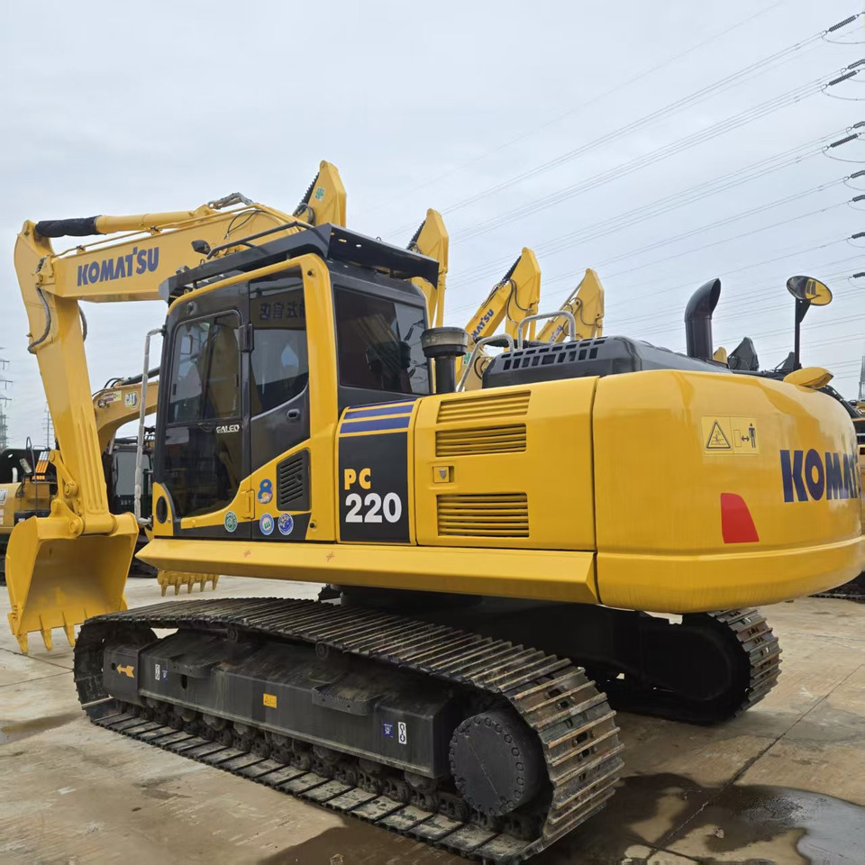 Komatsu PC220-8 - Lintekskavaator: pilt 1 Komatsu PC220-8 - Lintekskavaator: pilt 1