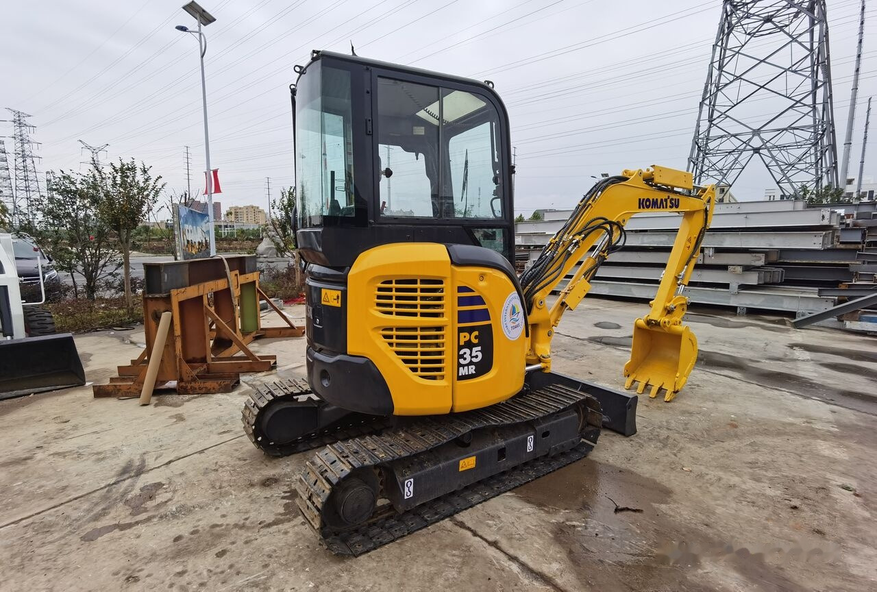 Komatsu PC35 - Miniekskavaator: pilt 5 Komatsu PC35 - Miniekskavaator: pilt 5