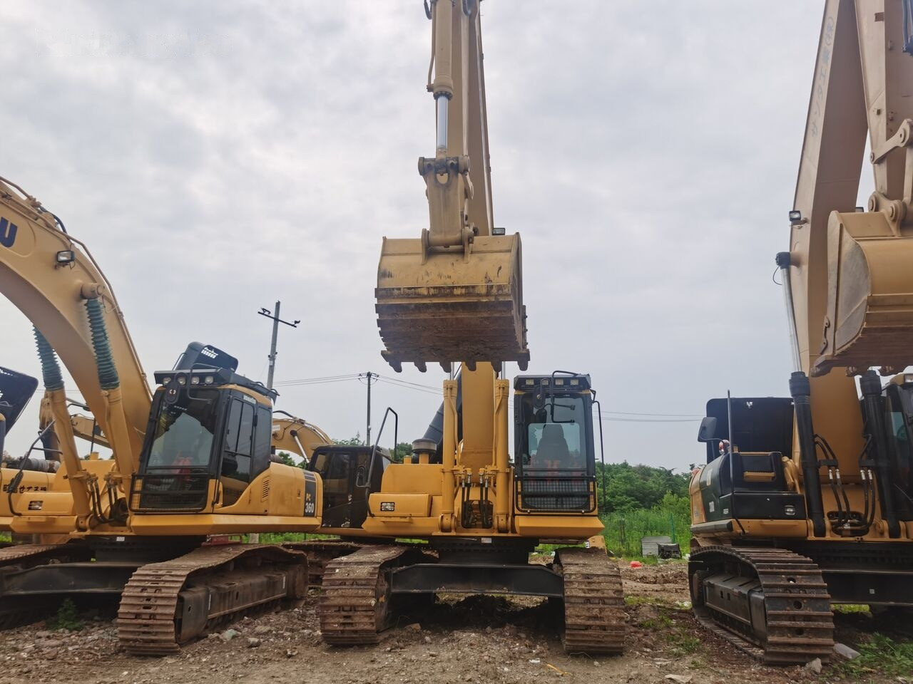 Komatsu PC350 - Lintekskavaator: pilt 5 Komatsu PC350 - Lintekskavaator: pilt 5