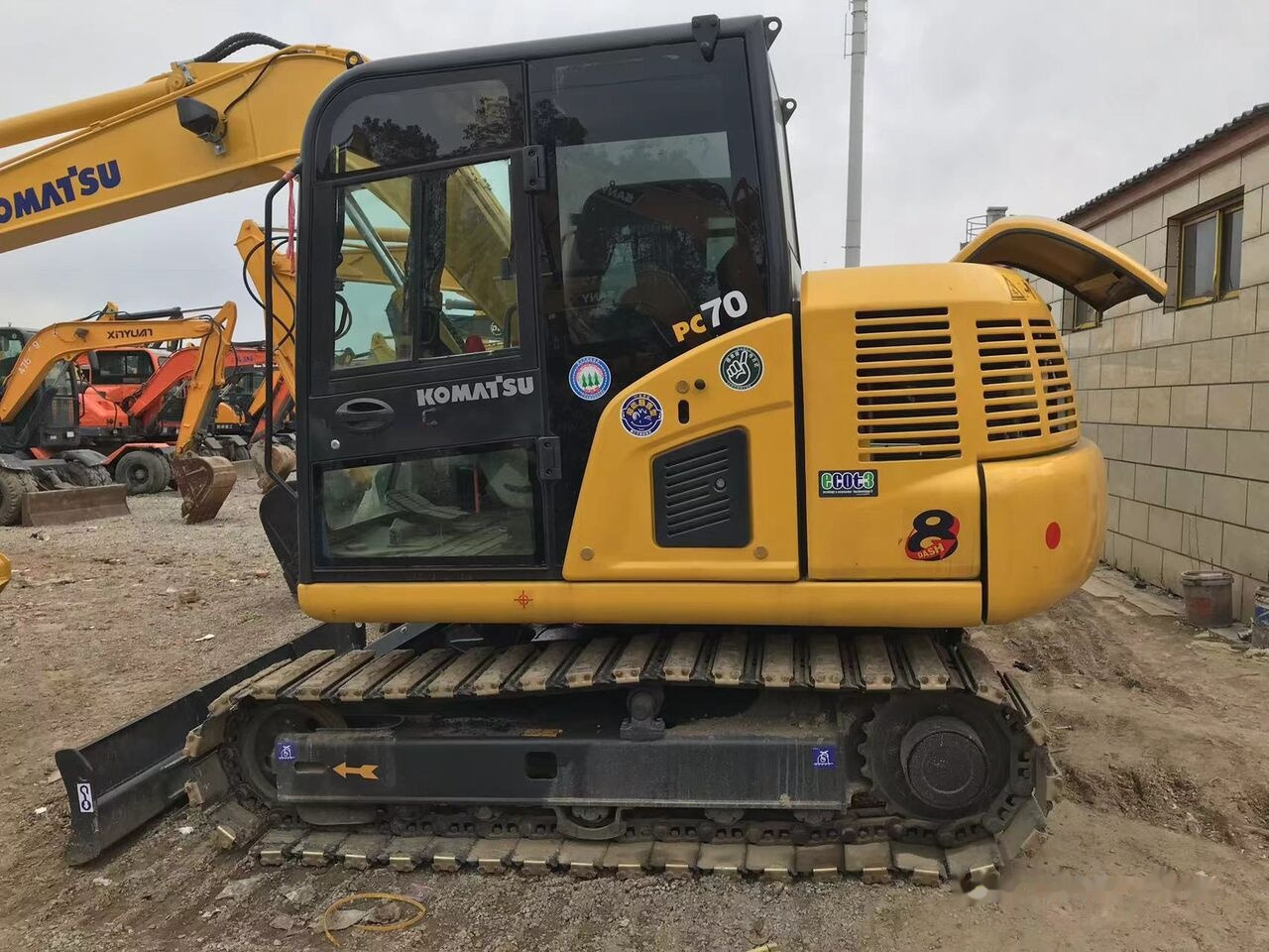Komatsu PC70-8 - Lintekskavaator: pilt 3 Komatsu PC70-8 - Lintekskavaator: pilt 3