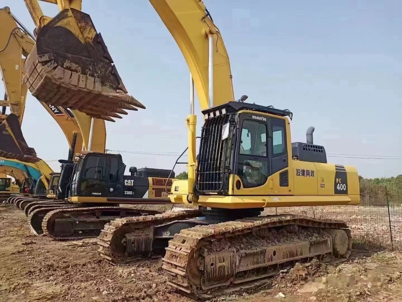 Komatsu pc400-8 - Lintekskavaator: pilt 5 Komatsu pc400-8 - Lintekskavaator: pilt 5
