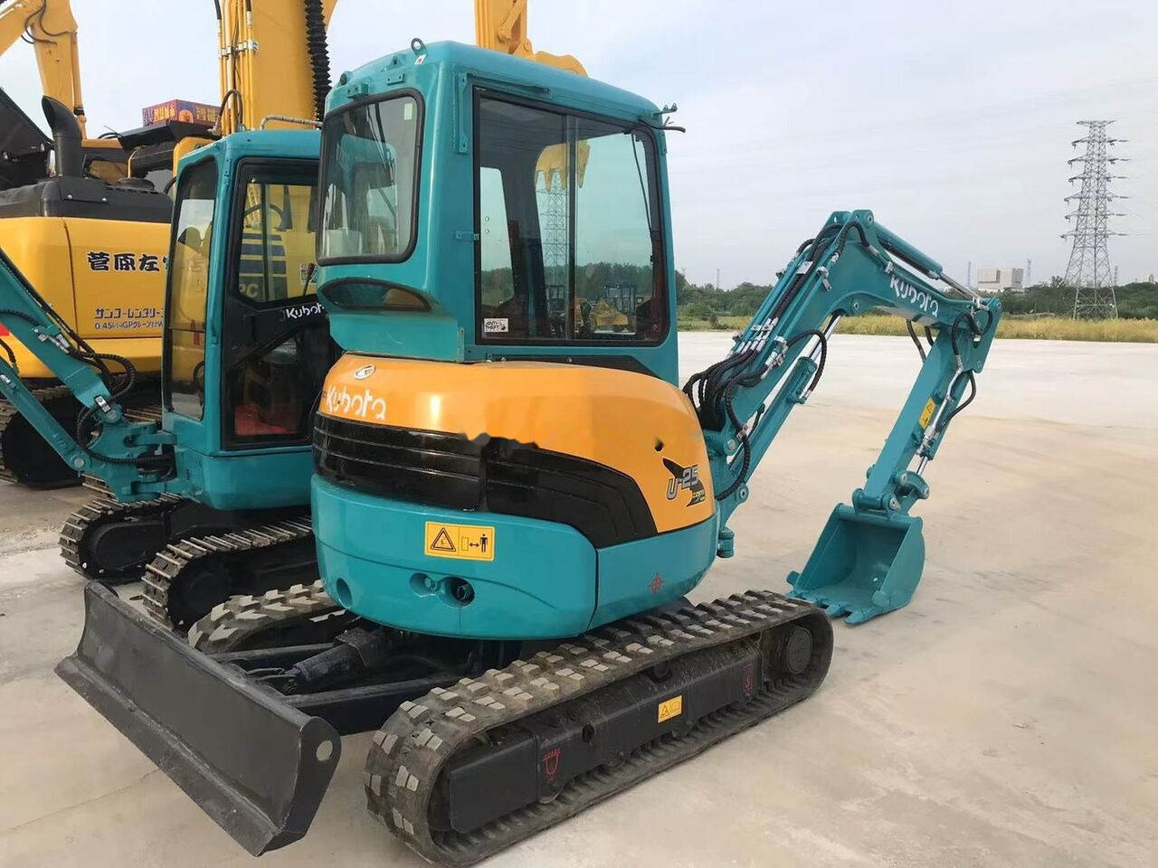 Kubota U25 - Miniekskavaator: pilt 1 Kubota U25 - Miniekskavaator: pilt 1