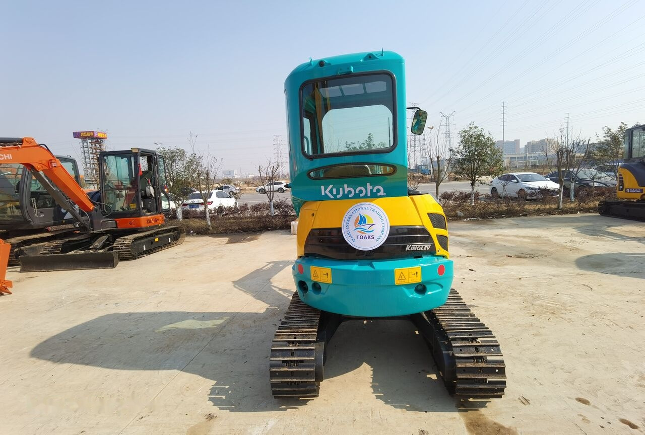 Miniekskavaator Kubota U30: pilt 6