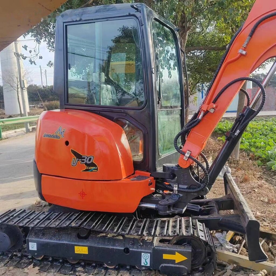 Kubota U30 - Miniekskavaator: pilt 1 Kubota U30 - Miniekskavaator: pilt 1