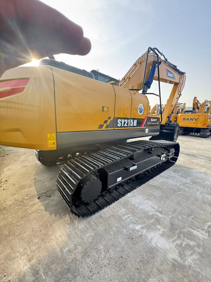 SANY SY215 - Lintekskavaator: pilt 3 SANY SY215 - Lintekskavaator: pilt 3