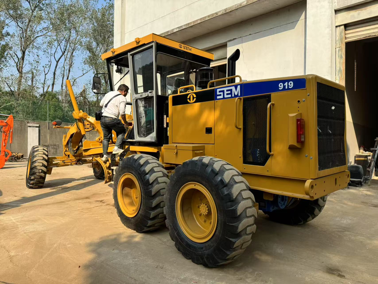 SEM 919 - Teehöövel: pilt 1 SEM 919 - Teehöövel: pilt 1