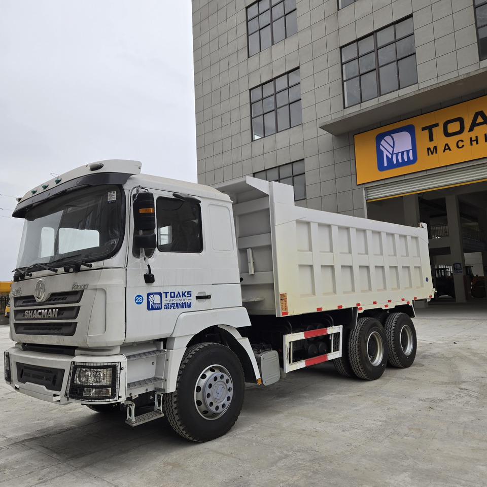 SINOTRUK F3000 6x4 RHD - Kallurauto: pilt 2 SINOTRUK F3000 6x4 RHD - Kallurauto: pilt 2