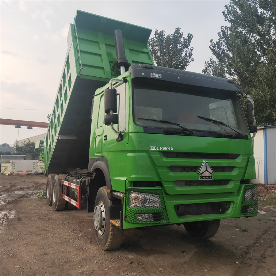 SINOTRUK HOWO - Kallurauto: pilt 2 SINOTRUK HOWO - Kallurauto: pilt 2