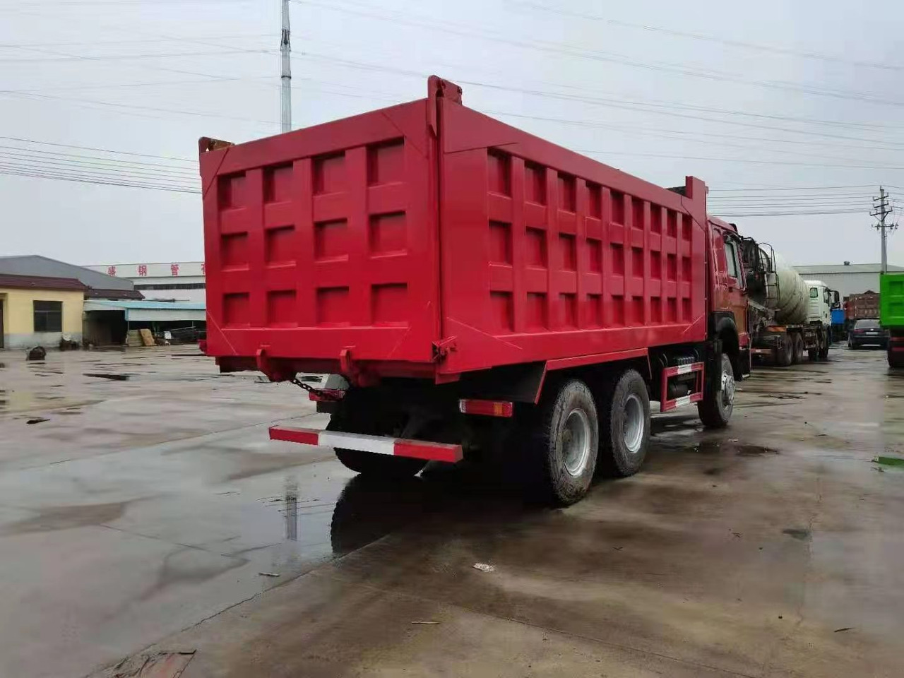 SINOTRUK HOWO - Kallurauto: pilt 1 SINOTRUK HOWO - Kallurauto: pilt 1