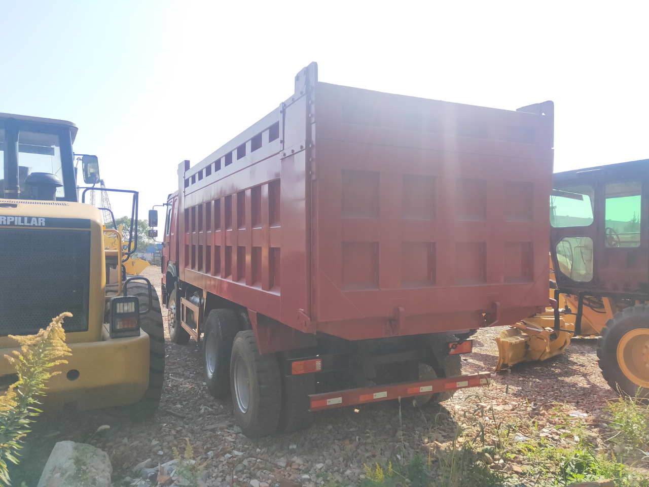 SINOTRUK HOWO - Kallurauto: pilt 4 SINOTRUK HOWO - Kallurauto: pilt 4